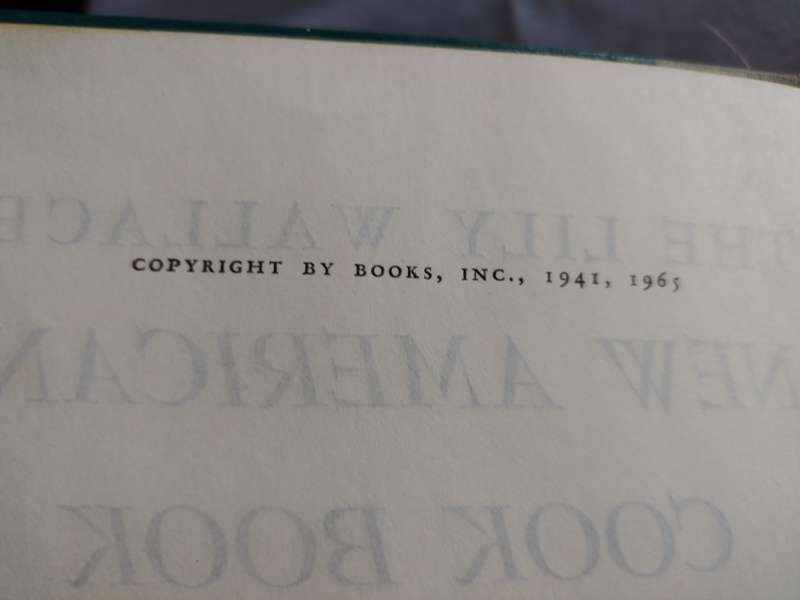 The Lily Wallace New American Cook Book - 1965