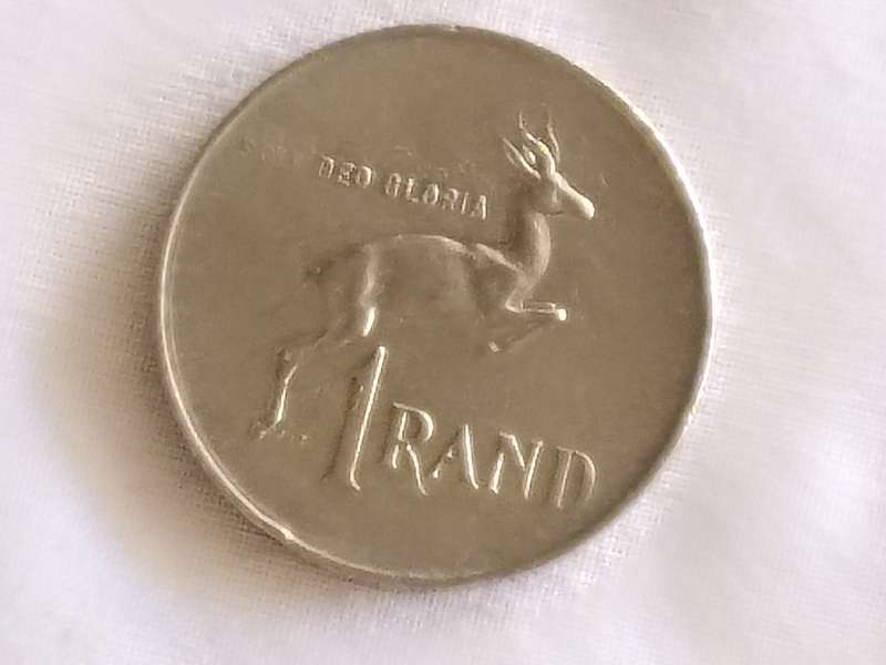 R1 1982 Coin