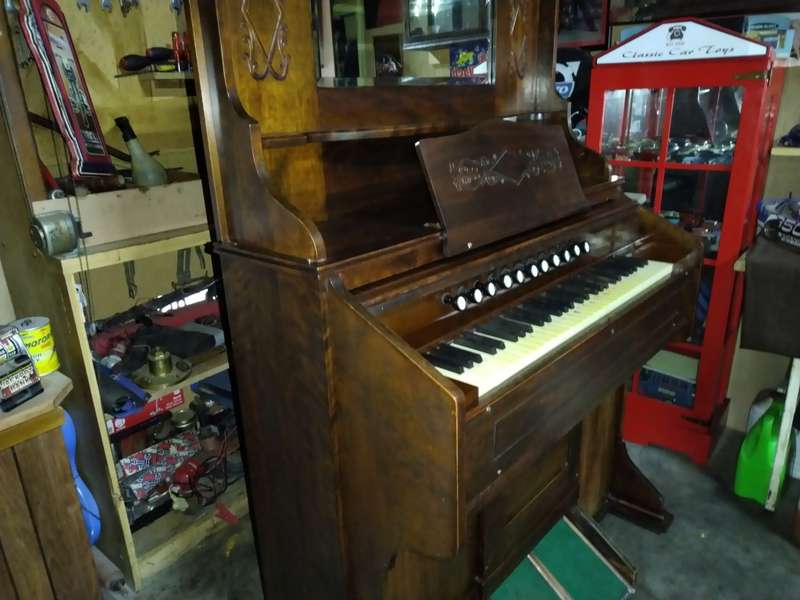 Antique Organ: Darter & Son`s Sole Agents For Cape Colony , Cape Town & East London