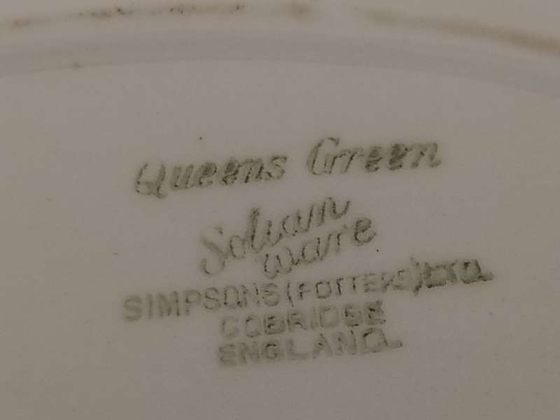 Queens Green, Solian Ware. Simpsons (potters) Ltd, Cobridge England Sauce boat with underplate