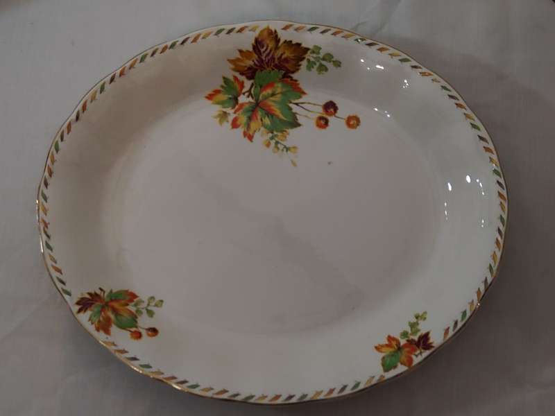 Creampetal Grindley England Large Serving platter