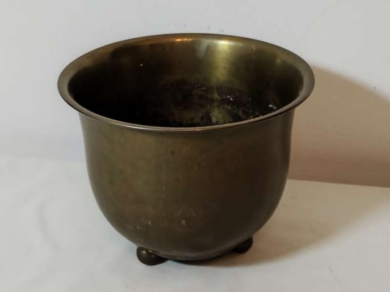 Brass Planter with ball feet