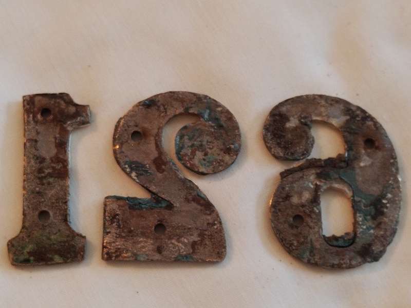 Vintage Brass numbers