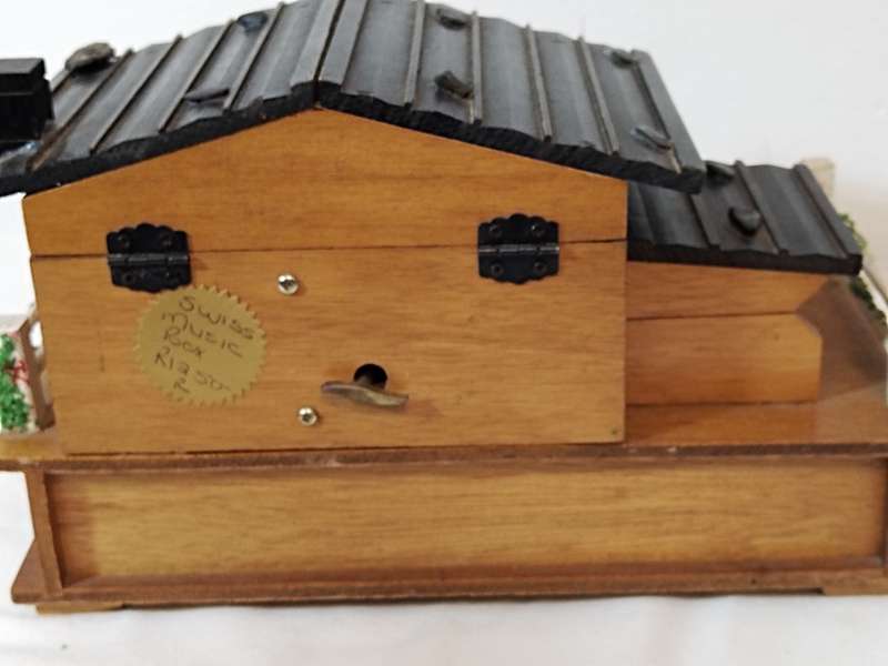 Reuge Swiss Music Jewelry Box
