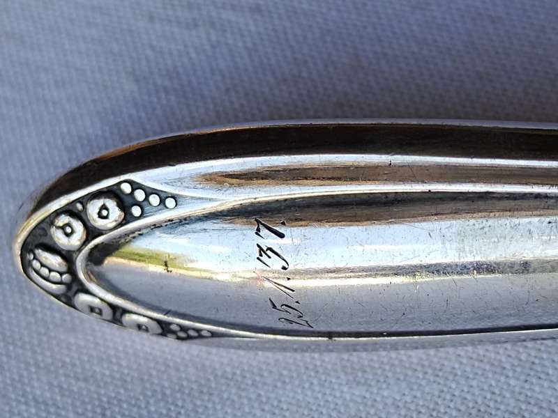 800 Silver handle knife. Engraved 25.4.1937