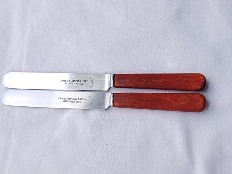Two James Bonnar & Sons Dunfermline Fruit Knifes