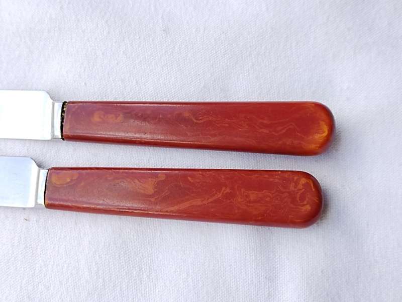 Two James Bonnar & Sons Dunfermline Fruit Knifes
