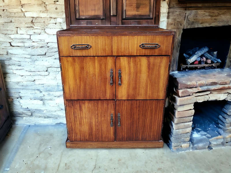 Vintage Cupboard with packing space