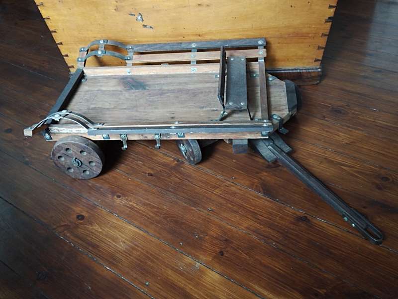 Small Kakebeen Wagon