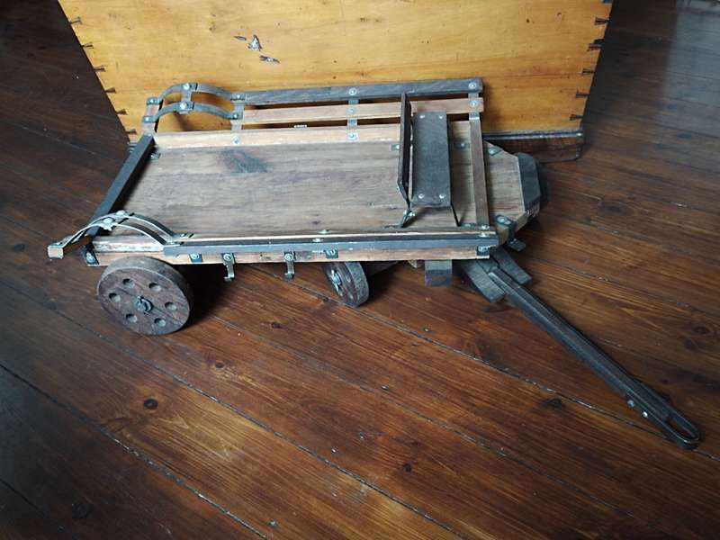 Small Kakebeen Wagon