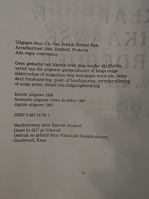 Verklarende Woordeboek & Bilingual School Dictionary book