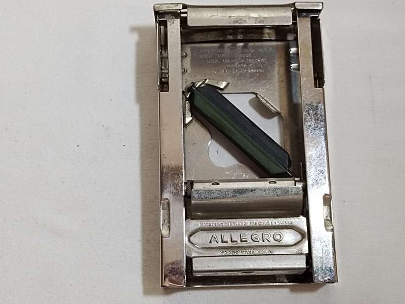 Vintage Allegro Mod.L Razor blade sharpener