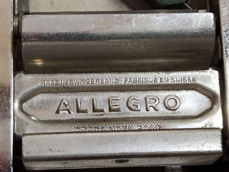 Vintage Allegro Mod.L Razor blade sharpener