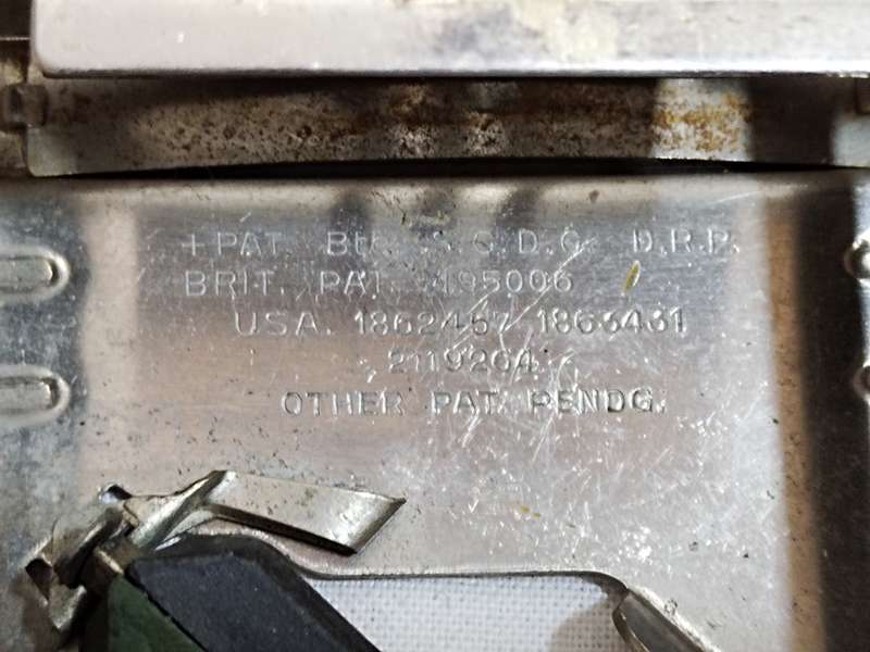 Vintage Allegro Mod.L Razor blade sharpener