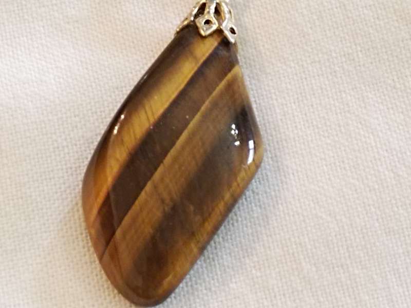 Tigers eye brooch