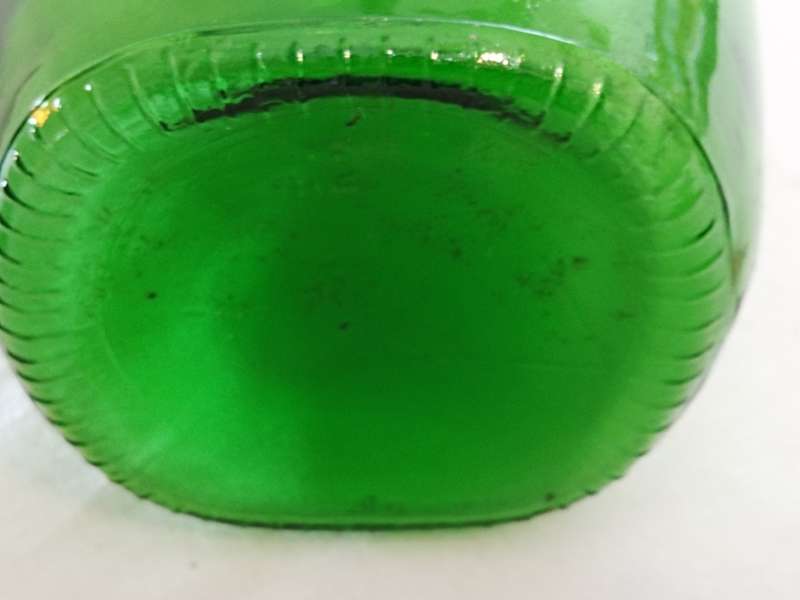 2 Liters Valley Green wine bottle