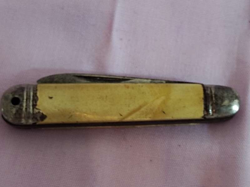 Small Richardson Folding knife