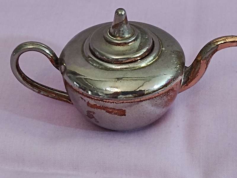 Dollhouse Miniature teapot