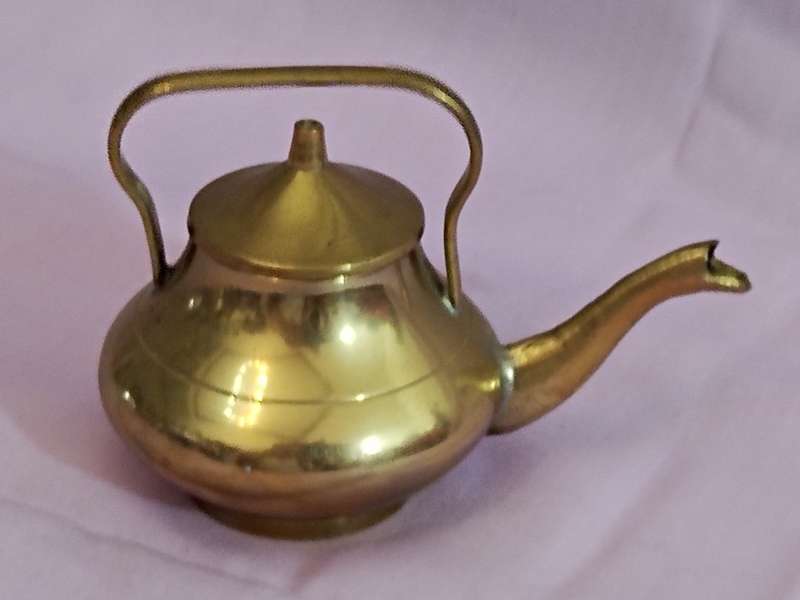 Dollhouse Miniature Brass teapot
