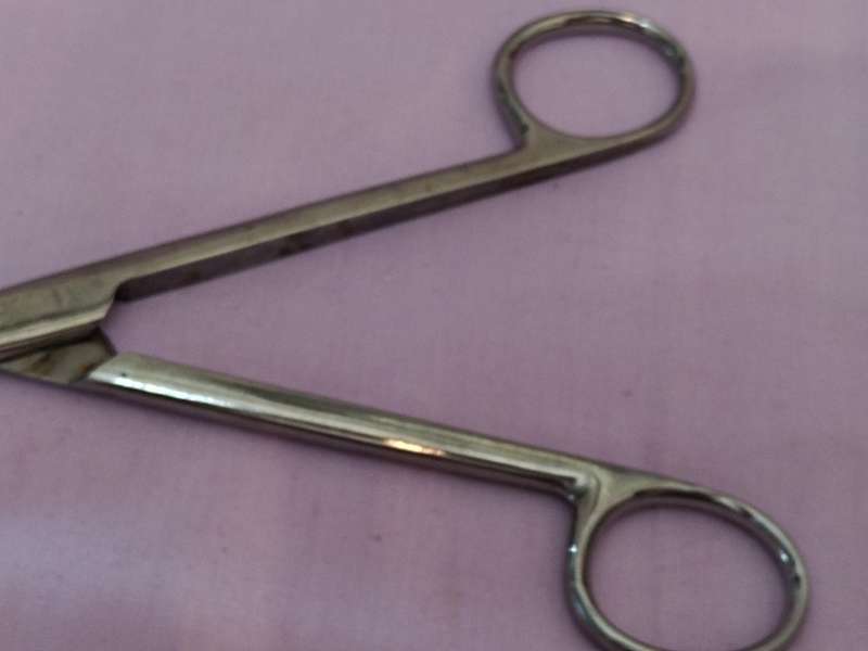Medical Stainless steel Scissors (a)