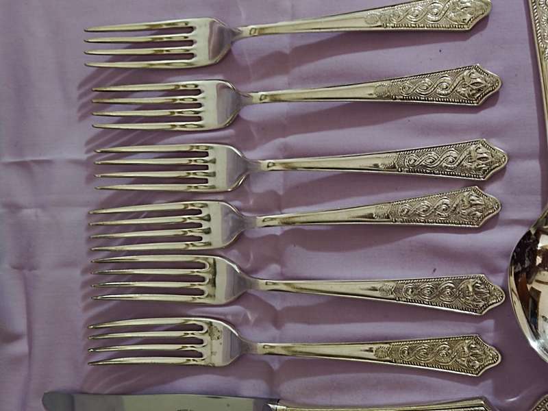 Newbridge EPNS A1 18 Piece Cutlery Set Made in Irish Republic