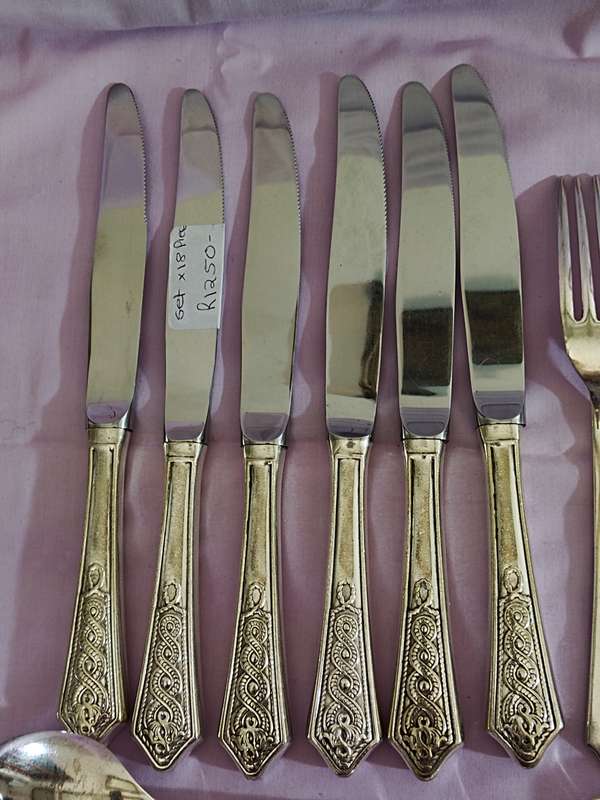 Newbridge EPNS A1 18 Piece Cutlery Set Made in Irish Republic