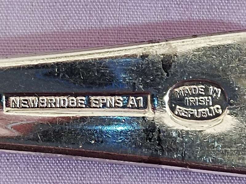 Newbridge EPNS A1 18 Piece Cutlery Set Made in Irish Republic