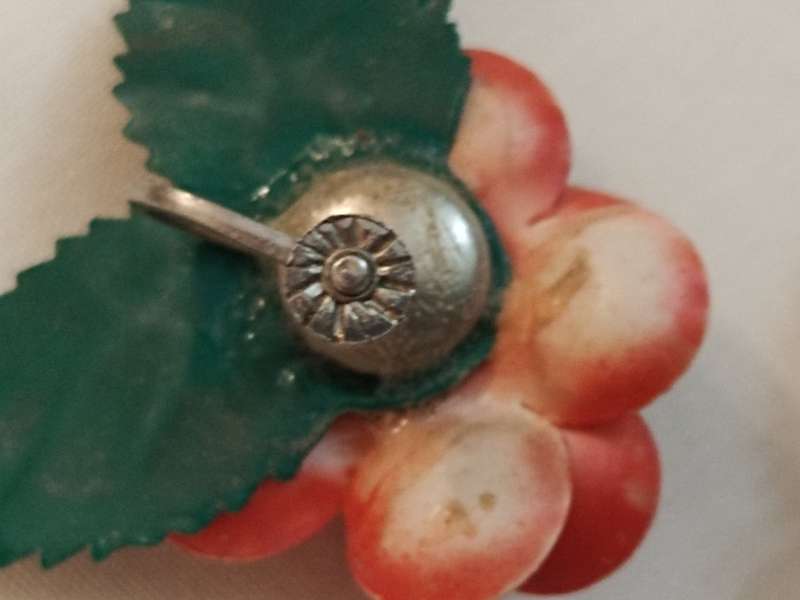 Circa 1950 Plastic Roses earrings