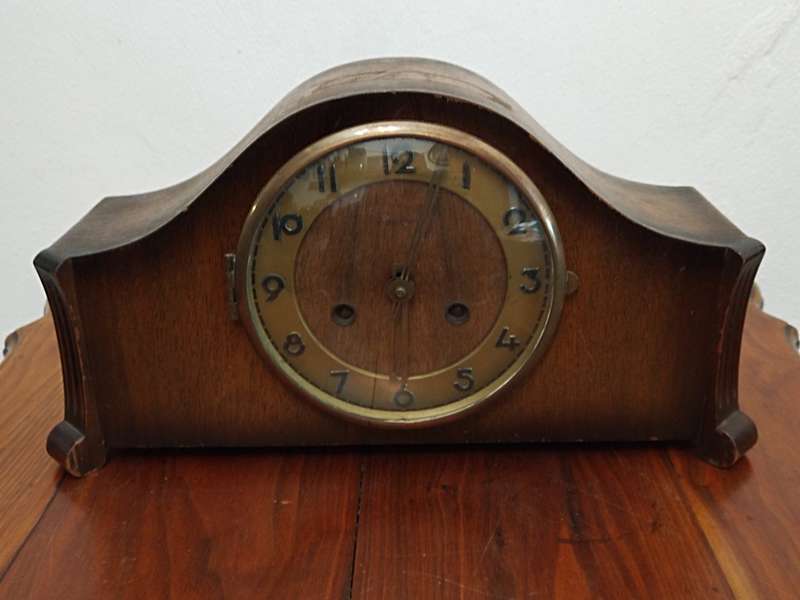 Kienzel Mantel Clock