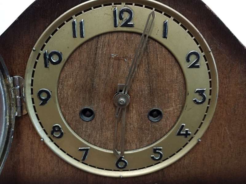 Kienzel Mantel Clock