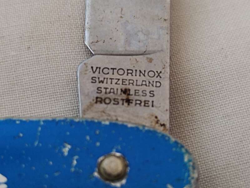 Victorinox Switzerland Stainless Rostfrei Blue Pocket Knife - Sanlam