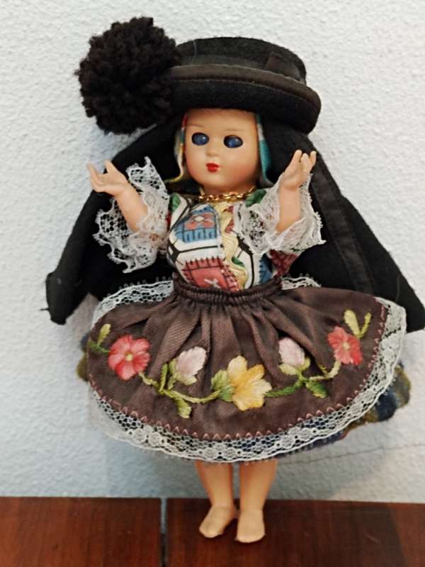 Vintage Folk Art Doll: Portugal Doll