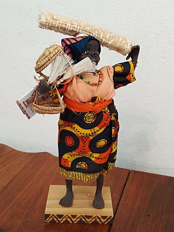 Vintage Folk Art Doll: Dolls of Zimbabwe