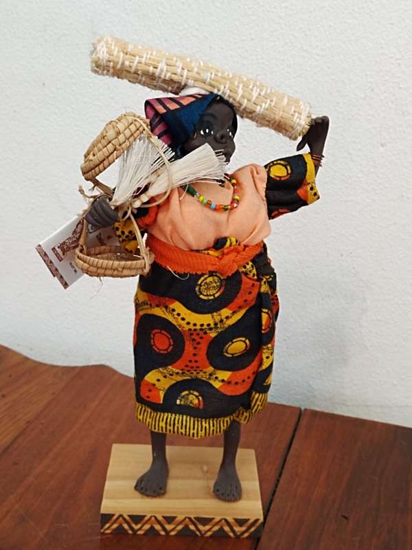 Vintage Folk Art Doll: Dolls of Zimbabwe