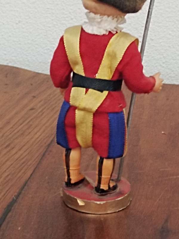 Vintage Folk Art Doll: Roma