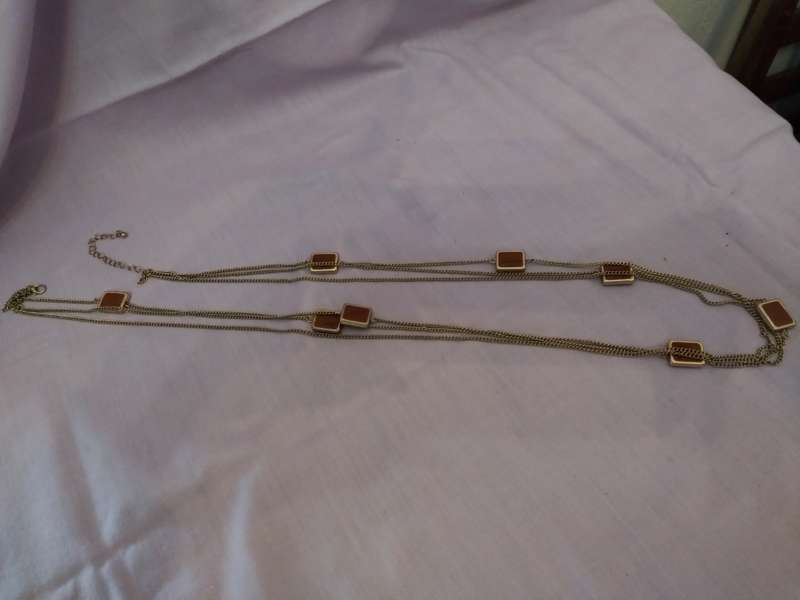 Retro Gold Tone Necklace