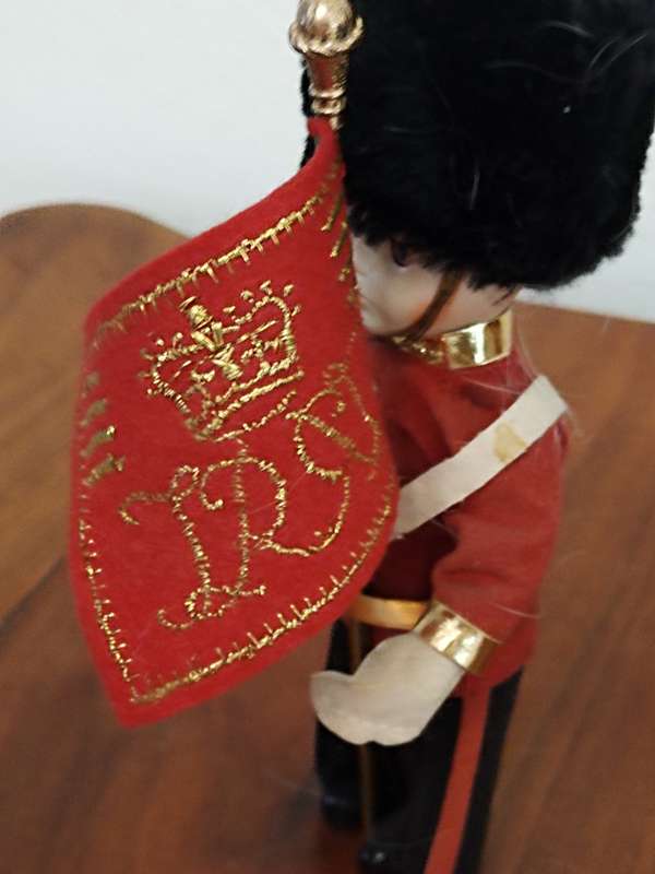 Vintage Folk Art Doll: England Queens Guard