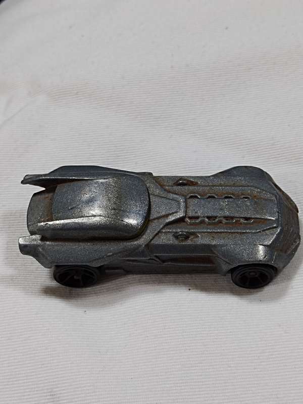 Hot Wheels Batman Batmobile #1/6 DC Comics Gray