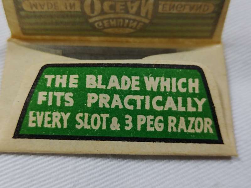 Packet Genuine Ocean razor Blade
