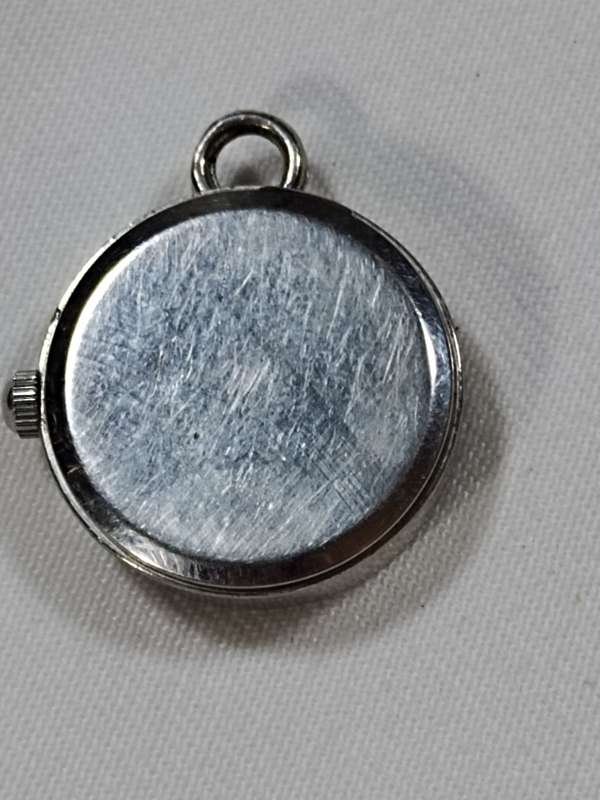 Ladies Quartz pendant watch