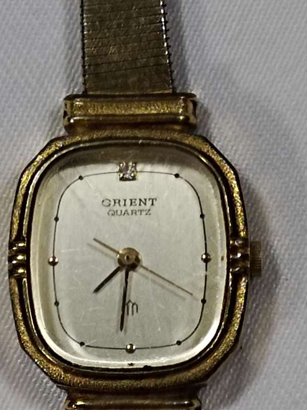 Ladies Orient quartz watch