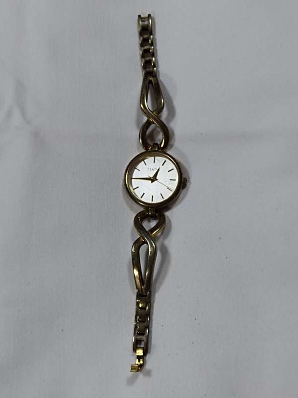Ladies Tempo Quartz watch