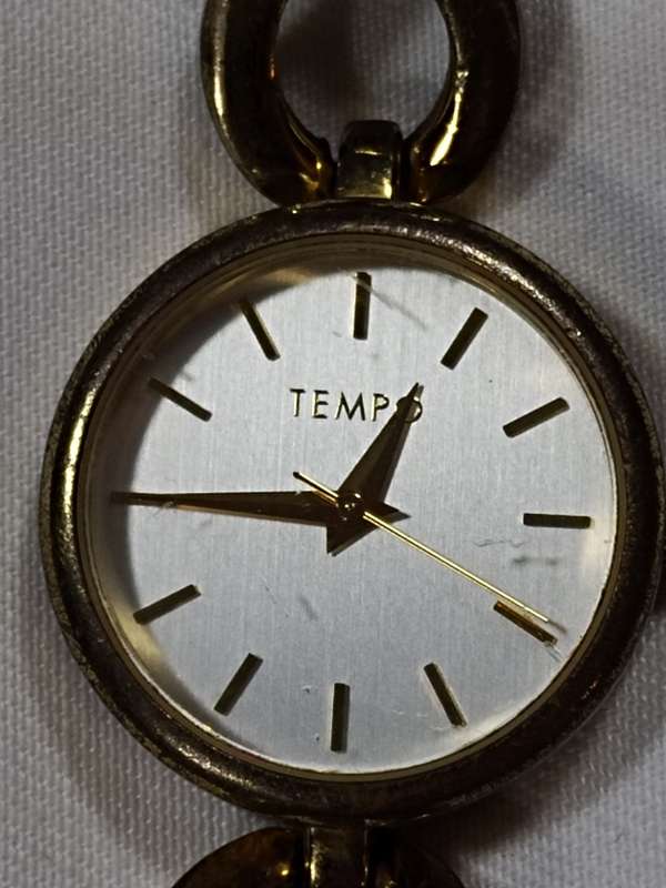 Ladies Tempo Quartz watch