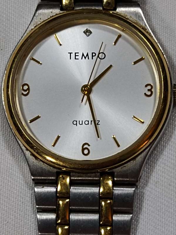 Mens Tempo Quartz watch