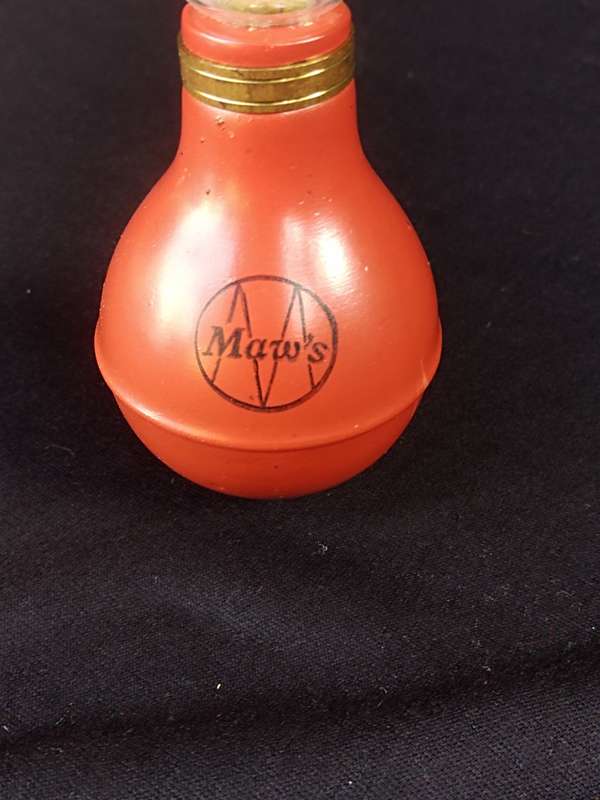 Breast relieve with red Rubber Bulb and Glass receiver