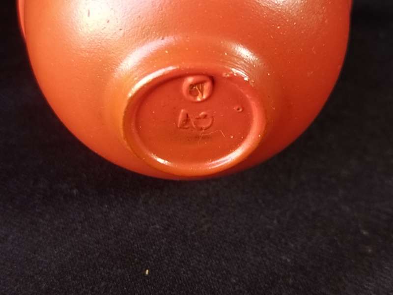 Breast relieve with red Rubber Bulb and Glass receiver