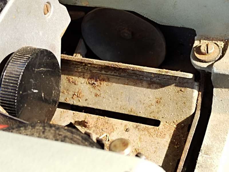 Olivettie Lettera 32 typewriter
