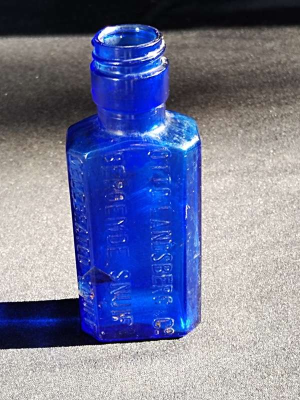 Otto Landsberg & Co, Beroemde snuif, Celebrated snuff, Cape Town bottle