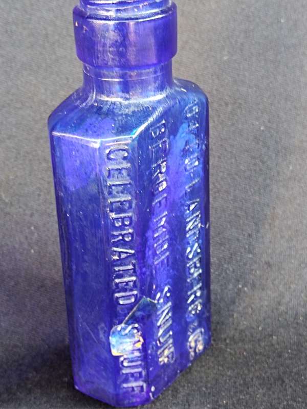 Otto Landsberg & Co, Beroemde snuif, Celebrated snuff, Cape Town bottle