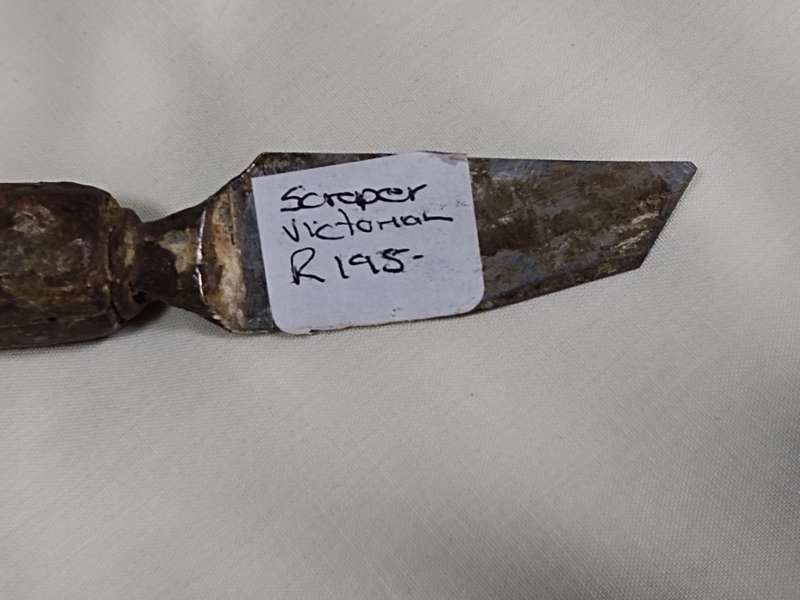 Victorian scraper
